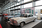 Mercedes-Benz 280 SE Coupé (1968) - neben einer späteren S-Klasse-Limousine (Retro Classics Bavaria 2017 in Nürnberg)