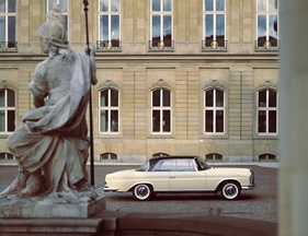 Mercedes-Benz 280 SE Coupé (1968) - wirkt fast wie ein Cabriolet
