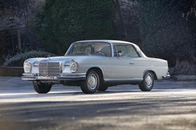 Mercedes-Benz 280 SE Coupé (1970) - als Lot 418 an der Bonhams Versteigerung "Les grandes marques du monde au Grand Palais" in Paris 2017