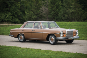 Mercedes-Benz 280 SE Sedan (1969) - als Lot 116 an der RM/Sotheby's Hershey Versteigerung vom 6./7. Oktober 2016