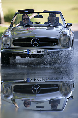 Mercedes-Benz 280 SL (1968) - beim Orange-Marathon der Ennstal-Classic 2012