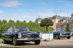 Mercedes-Benz 280 SL (1968) - neben 230 SL von 1966 - 18. ASC-Classic-Gala Schwetzingen 2022