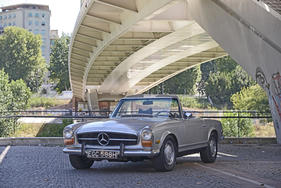 Mercedes-Benz 280 SL (1969) - als Lot 417 an der Bonhams Versteigerung "Les grandes marques du monde au Grand Palais" in Paris 2017