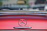 Mercedes-Benz 280 SL (1969) - deutlich sichtbarer Stern auf dem Heck (© Bruno von Rotz, 2015) Mercedes-Benz 280 SL (1969) - deutlich sichtbarer Stern auf dem Heck (© Bruno von Rotz, 2015)
