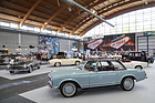 Mercedes-Benz 280 SL (1969) - mit Skiern auf dem Clubstand - Klassikwelt Bodensee 2023