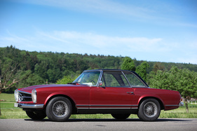 Mercedes-Benz 280 SL (1969) - mit ausserordentlich grossen Fensterflächen bei aufgesetztem Hardtop