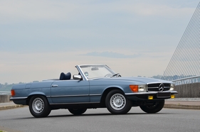 Mercedes-Benz 280 SL (1979) - als Lot 203 angeboten an der Artcurial Le Mans Classic Versteigerung am 9. Juli 2016