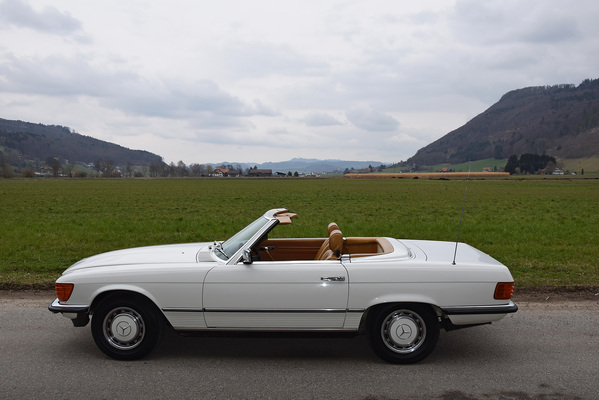 Mercedes-Benz 280 SL (1982) - als Lot 075 am 25. April 2015 an der Versteigerung der Oldtimer Galerie in Toffen