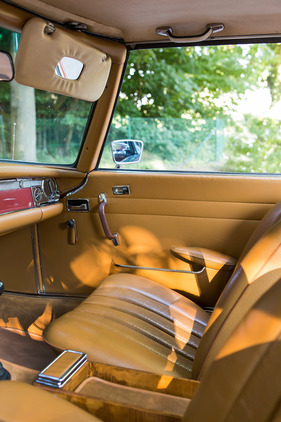 Mercedes-Benz 280 SL 5-G ZF (1969) - Interieur in MB-Tex, eine andere Bezeichnung für Kunstleder
