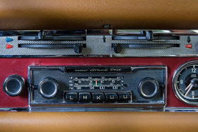 Mercedes-Benz 280 SL 5-G ZF (1969) - das Becker Grand Prix Radio