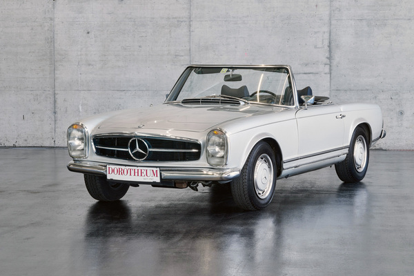 Mercedes-Benz 280 SL Automatik (1970) - als Lot 66 angeboten an der Dorotheum Versteigerung anlässlich der Classic Expo Salzburg 2021