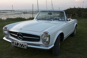 Mercedes-Benz 280 SL Convertible with Hardtop (1969) - als Lot 136 angeboten an der Bonhams Mercedes-Benz-Versteigerung in Stuttgart am 19. März 2016