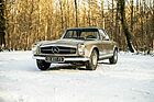 Image: Mercedes-Benz 280 SL 'Pagoda' (1968) - as lot 171 at the Bonhams auction Les Grandes Marcques du Monde à Paris Online Only in March 2021