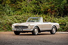 Mercedes-Benz 280 SL 'Pagoda' (1968) - as lot 363 at the RM/Sotheby's London auction 2024