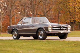 Mercedes-Benz 280 SL 'Pagoda' (1970) - as lot 109 at the RM auction in Arizona on January 15/16, 2015