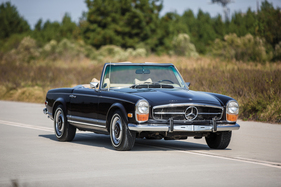 Mercedes-Benz 280 SL 'Pagoda' (1970) - as lot 213 at the RM auction in Arizona on January 15/16, 2015