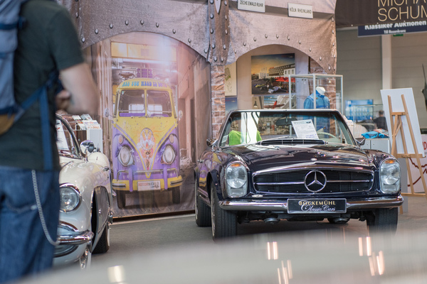 Mercedes-Benz 280 SL Pagode - angeboten von Bockemühl Classic Cars zum Messepreis von EUR 125'000 - Motorworld Classics Bodensee 2018