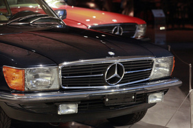 Mercedes-Benz 280 SL R 107 (1983) - bis heute einer der beliebtesten Mercedes-Klassiker - Sonderschau "Mercedes-Benz" im Pantheon Basel 2020/2021
