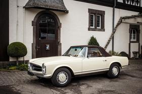 Mercedes-Benz 280 SL Roadster with Hardtop (1969) - als Lot 106 angeboten an der Bonhams Mercedes-Benz-Versteigerung in Stuttgart am 19. März 2016