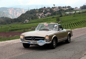 Mercedes Benz 280 SL W 113 (1970) - ADAC Trentino Classic 2013 - Oldtimer-Wanderung um den Autozug-Pokal