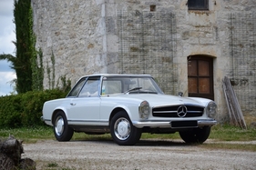 Mercedes-Benz 280 SL avec Hard-top (1968) - als Lot 213 an der Artcurial-Versteigerung anlässlich der Rétromobile Paris am 18./19. März 2022