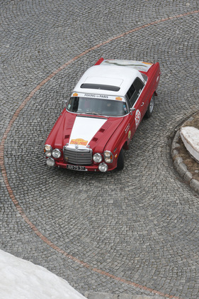 Mercedes-Benz 280SE (1970) - an der Rallye Peking-Paris 2013 - Sonderprüfung Tremola Tag 31
