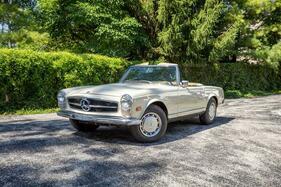 Bild Mercedes-Benz 280SL (1968) - als Lot 108 angeboten an der Bonhams Audrain Concours Versteigerung am 30. September 2022