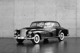 Mercedes-Benz 300 (1957) - als Lot 072 an der Humer Granner Classic Expo Salzburg Auktion 2025