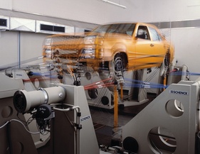 Mercedes-Benz 300 E (1984) - Baureihe 124 - Rüttelfestigkeit prüfen