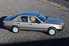 Mercedes-Benz 300 E 4Matic (1989) - angeboten an der Versteigerung der Oldtimer Galerie Toffen am 26. November 2016