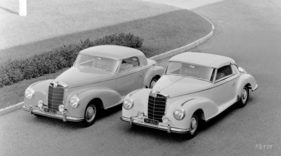 Mercedes-Benz 300 S (1951) - die ersten beiden Exemplare, ein Coupé und ein Cabriolet A Mercedes-Benz 300 S (1951) - die ersten beiden Exemplare, ein Coupé und ein Cabriolet A