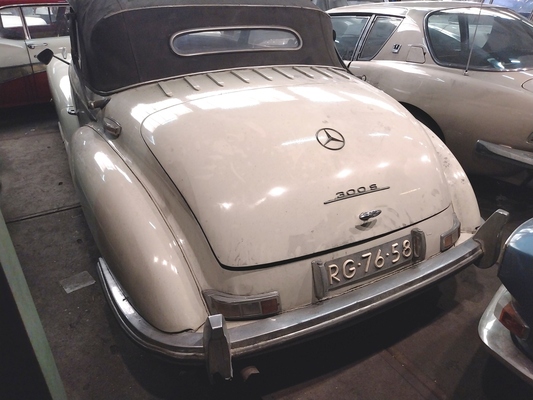 Mercedes-Benz 300 S Cabriolet (1953) - Palmen Scheuenfund-Sammlung