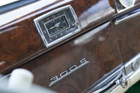 Mercedes-Benz 300 S Cabriolet A (1954) - die serienmässige Uhr von VDO