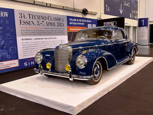 Mercedes-Benz 300 S Coupé (1956) – wirbt für die Techno Classica 2024 – Essen Motor Show 2023