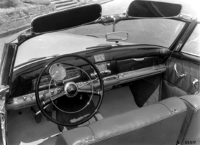 Mercedes-Benz 300 S Roadster (1951) - mit grossem zentralen Tacho