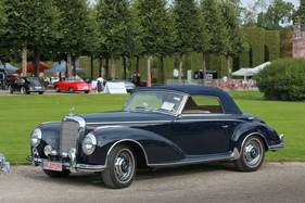Mercedes-Benz 300 S Roadster (1953) - mit halb versenkbarem Verdeck - Classic-Gala Schwetzingen 2020