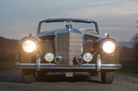 Mercedes-Benz 300 S Roadster (1953) - noch klar ausgebildete Kotflügel (1953)