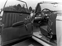 Mercedes-Benz 300 S Roadster (1953) - schwarzes Lenkrad, viel Holz und Leder