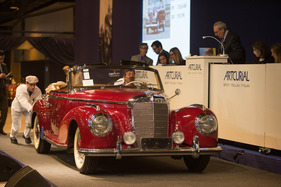 Mercedes Benz 300 S Roadster (1953) - versteigert als Lot 397 an der Artcurial Rétromobile Auktion vom 7. Februar 2014 in Paris (1953)