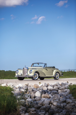 Mercedes-Benz 300 S Roadster Custom (1953) - als Lot 2190 angeboten an der RM/Sotheby’s Elkhart Collection Versteigerung 2020 (1953)