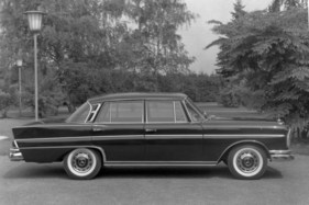 Mercedes-Benz 300 SE (1961) - Seitenansicht
