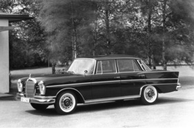 Mercedes-Benz 300 SE (1962) - die Limousine als Basis für die sportlichen Coupé- und Cabriolet-Versionen
