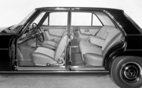 Mercedes-Benz 300 SE (1965) – gutes, aber nicht verschwenderisches Platzangebot im Fond