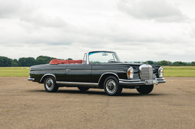 Mercedes-Benz 300 SE Cabriolet (1967) - als Lot 097 an der Bonhams MPH Bicester Heritage Versteigerung am 17. Juli 2021