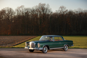 Mercedes-Benz 300 SE Coupé (1963) - als Lot 196 angeboten an der Versteigerung von RM/Sotheby's in Paris am 5. Februar 2020