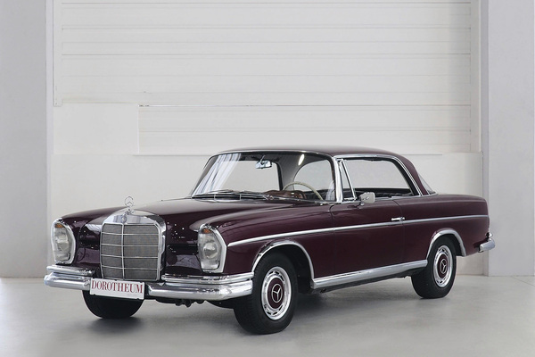 Bild: Mercedes-Benz 300 SE Coupé (1964) - als Lot 53 angeboten an der Dorotheum Versteigerung anlässlich der Classic Expo Salzburg 2021