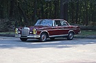 Mercedes-Benz 300 SE coupé (1965) - offered as lot 50 at the Artcurial Sur les Champs auction on October 16, 2022