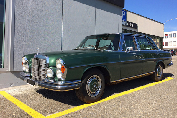 Mercedes-Benz 300 SEL 3.5 (1972) - als Lot 87 an der Versteigerung der Oldtimer Galerie in Toffen am 19. Oktober 2019