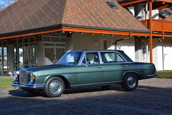 Mercedes-Benz 300 SEL 6,3 (1970) - as lot 17 at the auction of the Oldtimer Gallery at the Dolder Grand Hotel on June 17, 2017