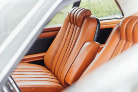 Mercedes-Benz 300 SEL 6.3 Coupé Speciale Pininfarina (1970) – Besondere Vorgaben machte Henri Smeets bezüglich der Sitze: weich gepolstert, mit hoher Lehne und integrierter Kopfstütze